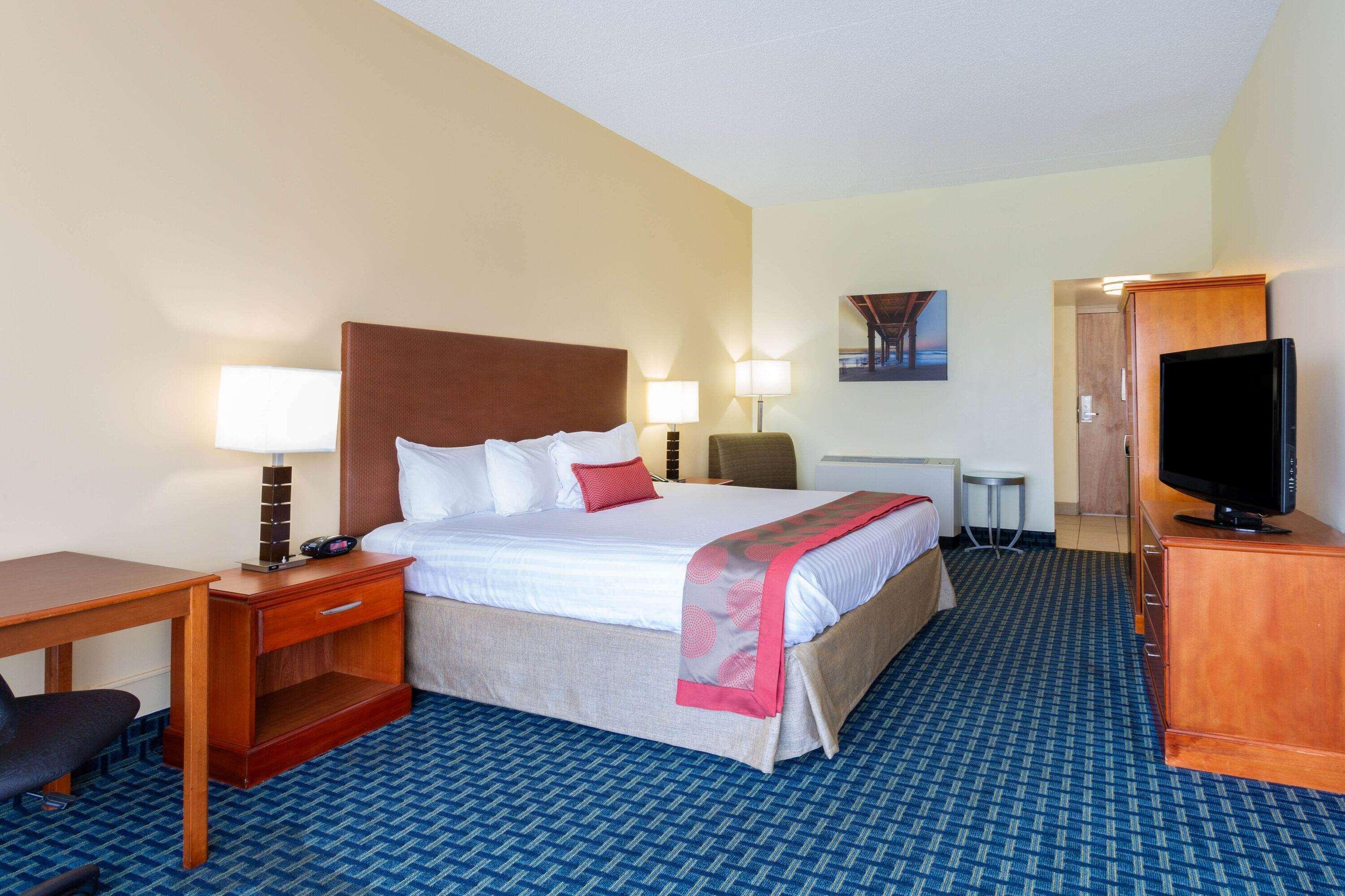 รามาดา พลาซา บาย วินด์แฮม เวอร์จิเนียบีช Hotel ภายนอก รูปภาพ
